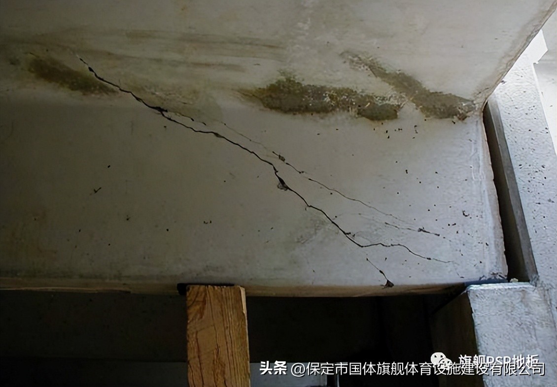 混凝土出现裂缝的原因,混凝土路面裂缝如何处理