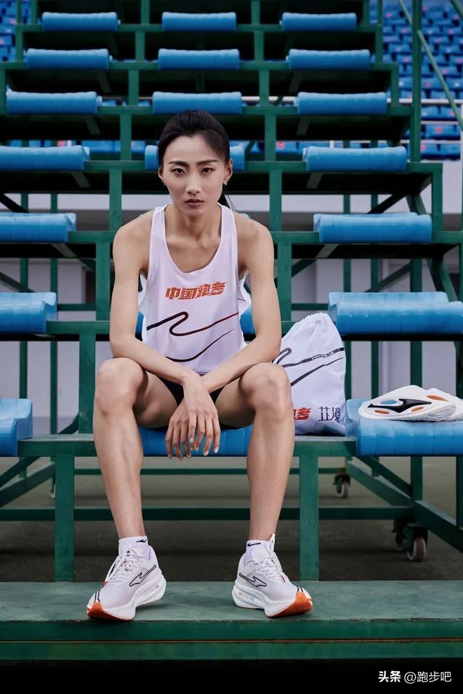 鸿星尔克芷境2.0颜值,鸿星尔克芷境1.0跑鞋横评