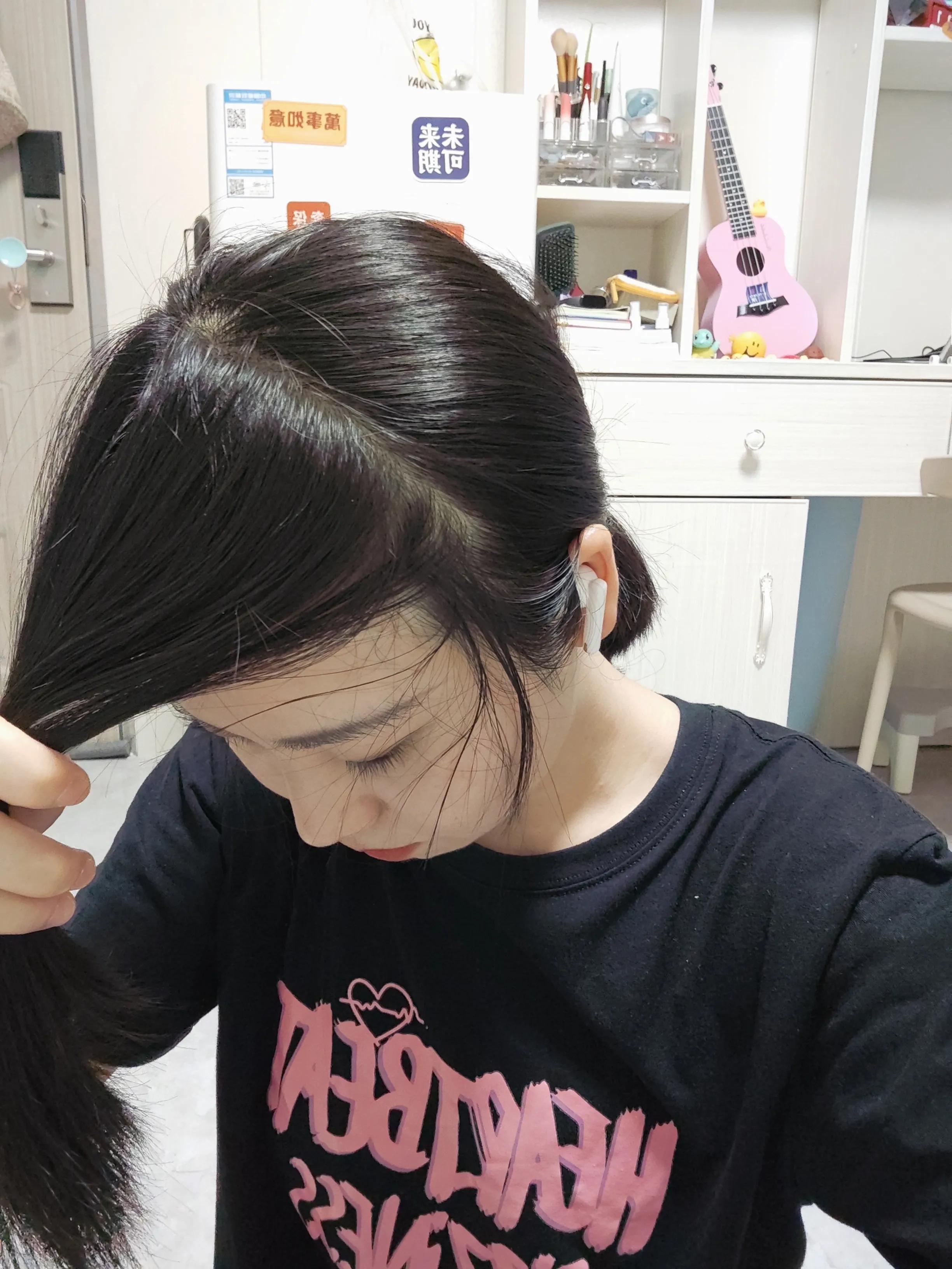 适合圆脸的高颅顶丸子头,夏季凉爽发型中长发丸子头