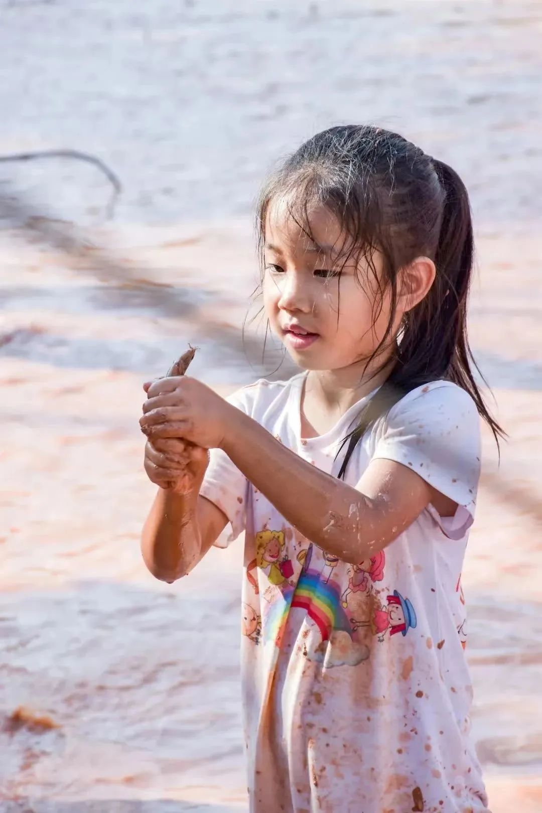 小泥巴营地亲子好去处,周末带孩子露营去哪玩推荐