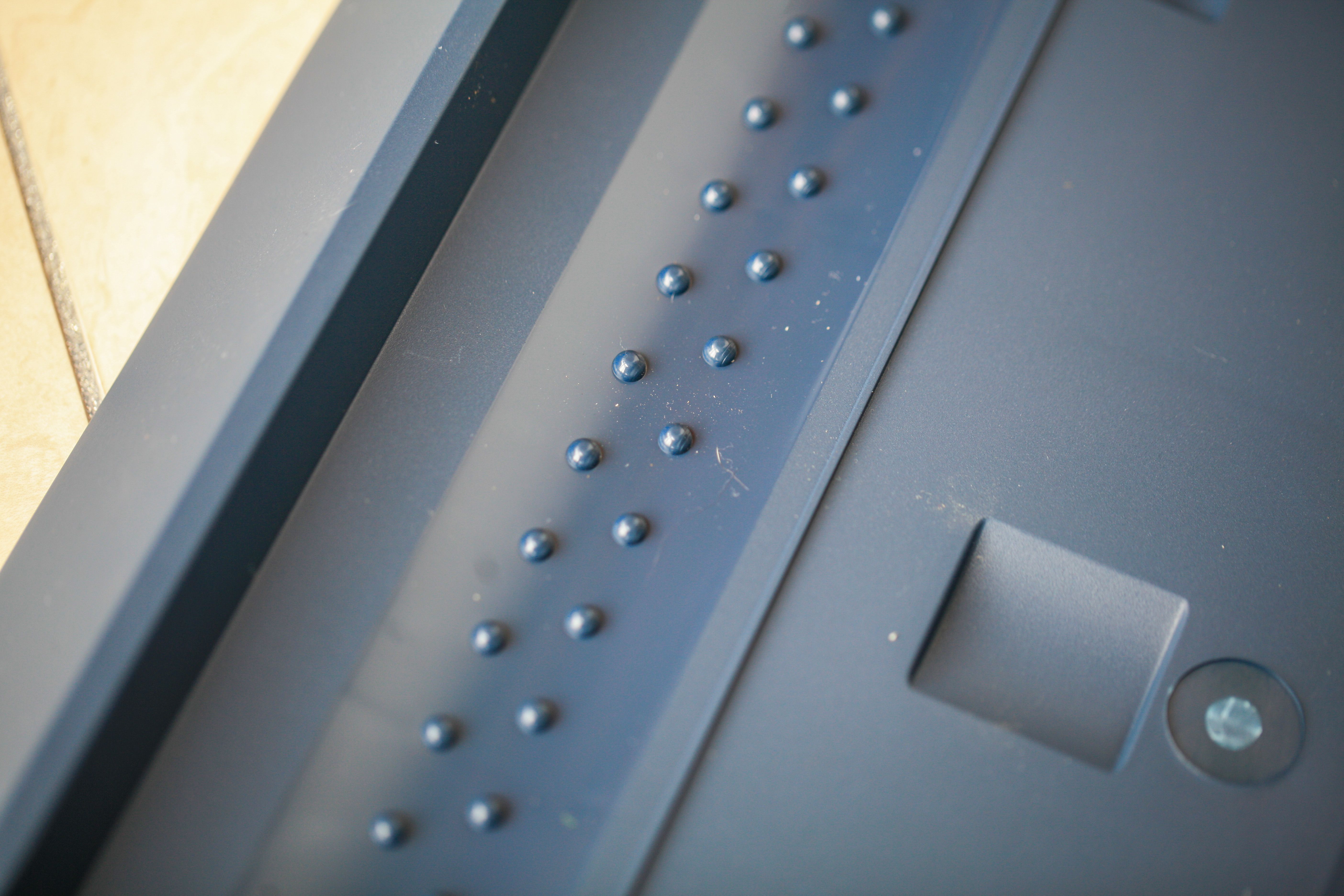 洗地机洗地板好用吗,洗地机地板顽固污渍测评