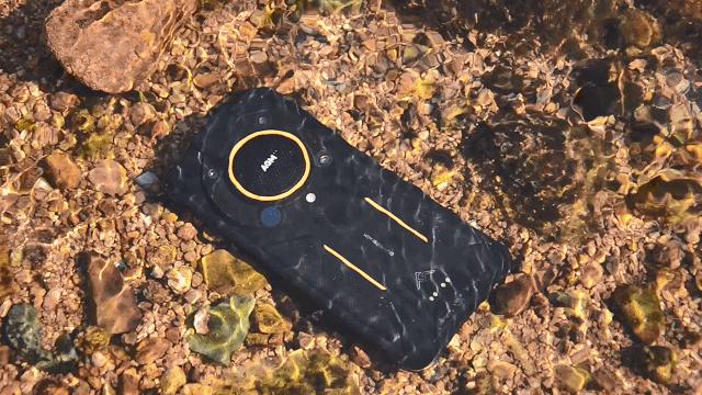 放冰箱冷冻也能正常使用的5G三防手机!AGMG1Pro上手评测