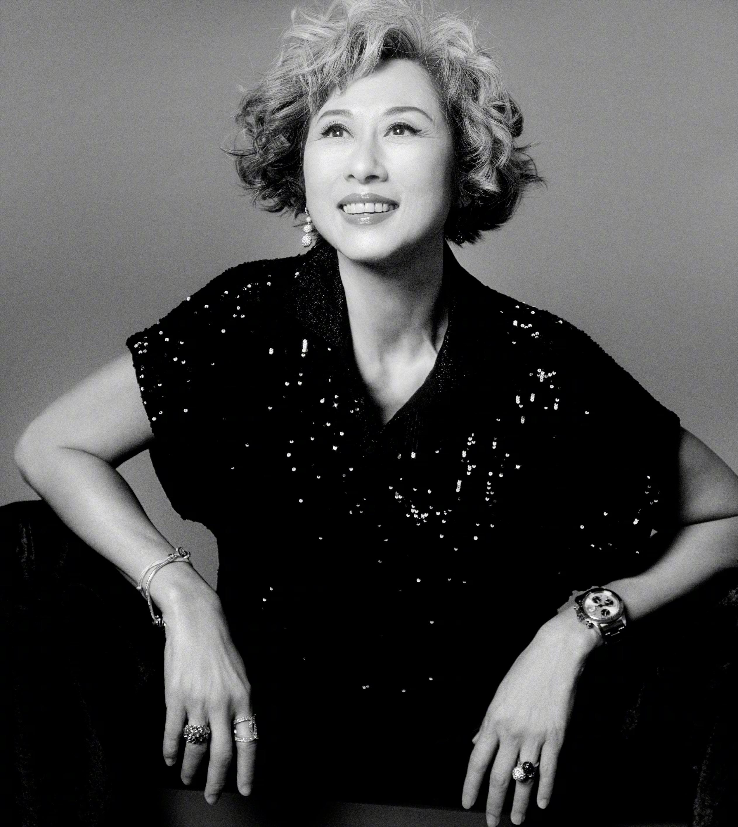 梅艳芳和叶倩文谁的气场大,叶倩文60岁仍唱功惊人