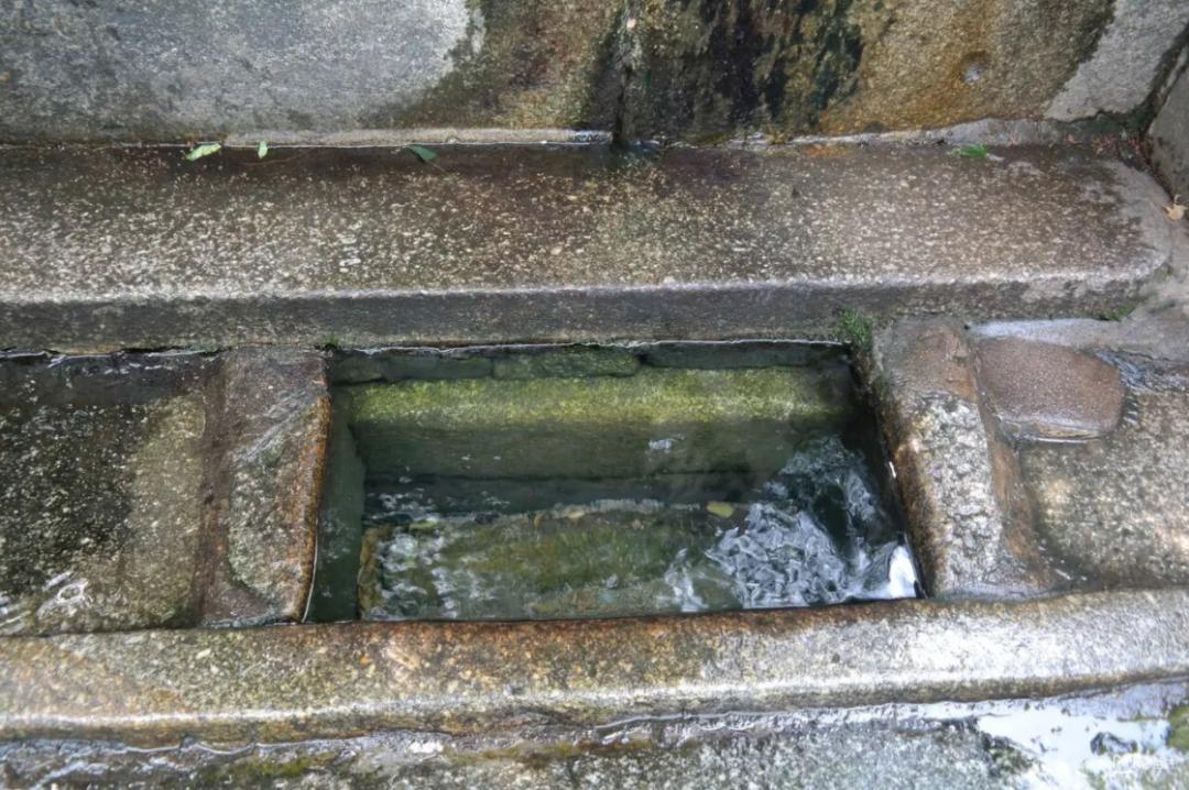 回龙山白沙路记忆：半边铁路，半边马路