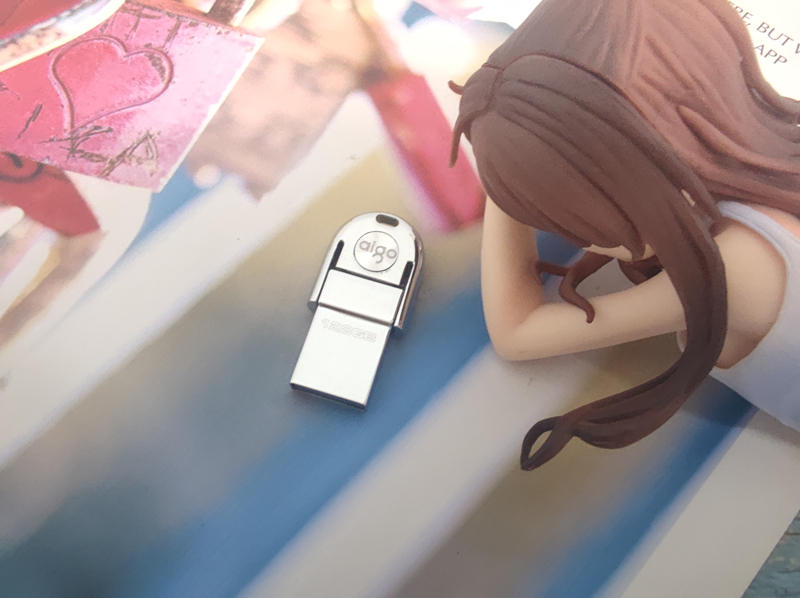 个子小、速度快、功能全，不可“小看”的随身U盘-aigoU358评测