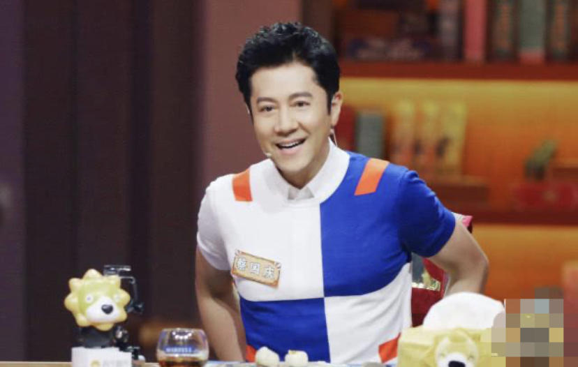 不婚、接廉价商演、走穴…一首歌唱一辈子的老牌歌星，现状各不同