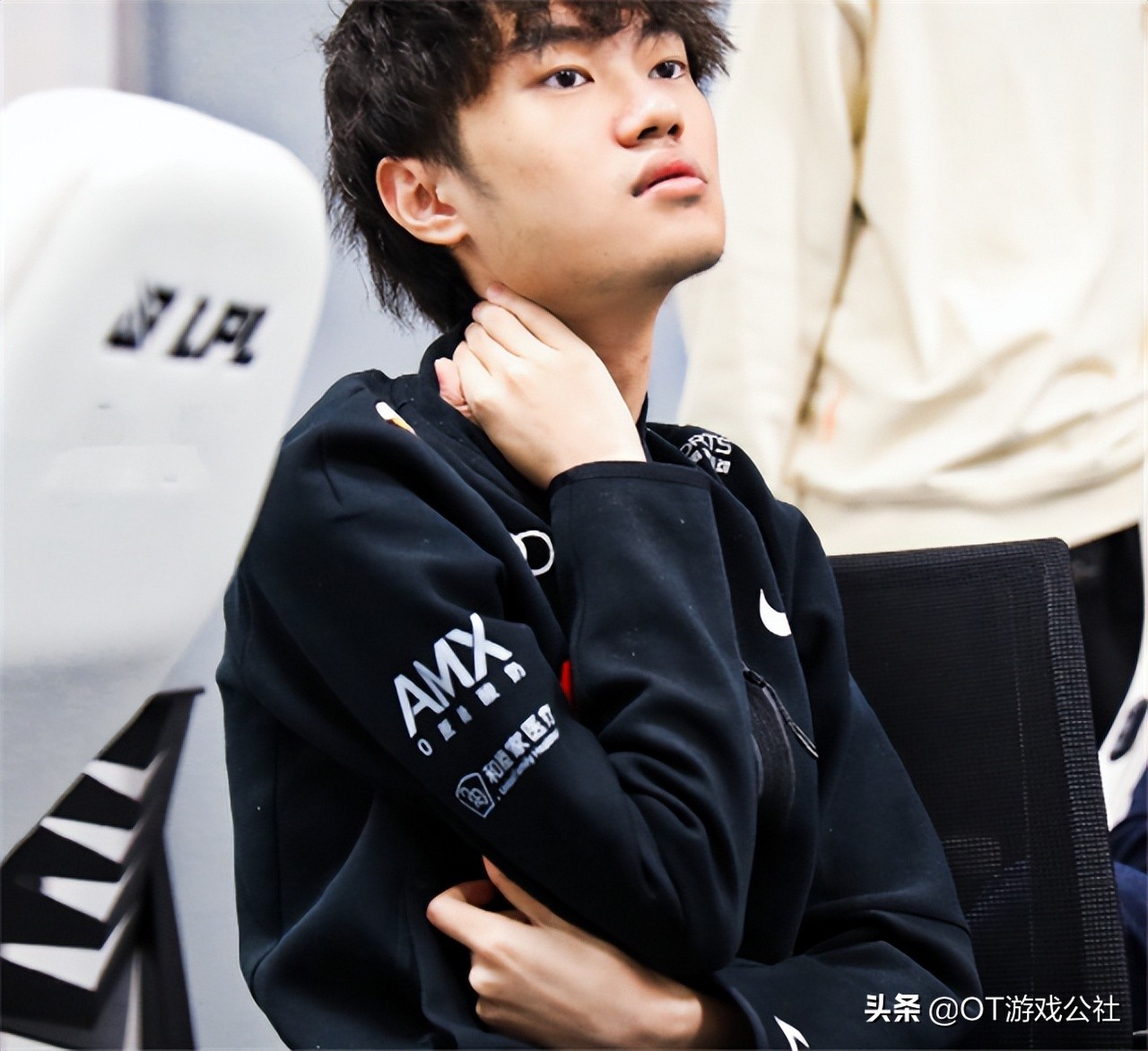 左手说自己是rookie,左手阿水tes赛后采访