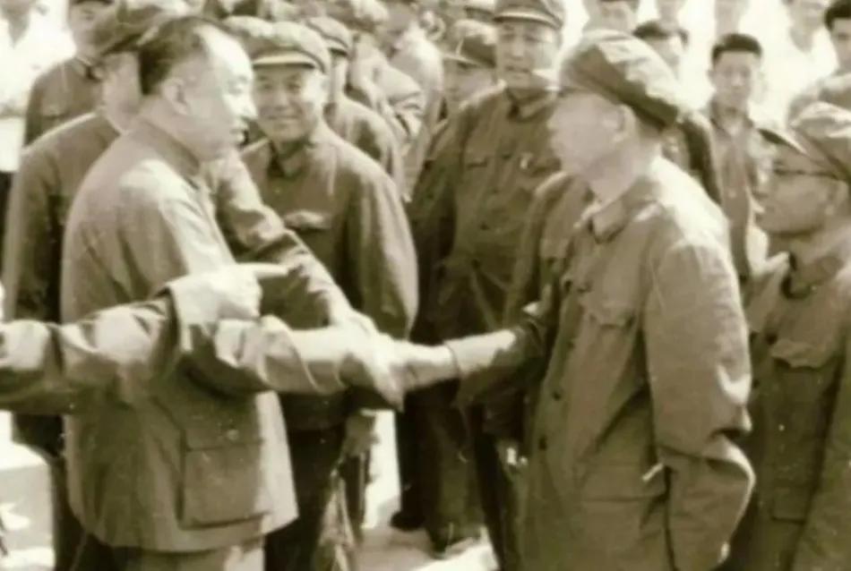 关于唐山大地震的文件是毛主席生前批阅的最后一份文件