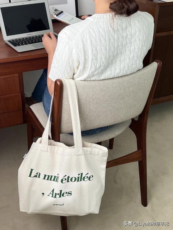 大包包推荐小众高级感轻奢,又休闲又时尚的大包包