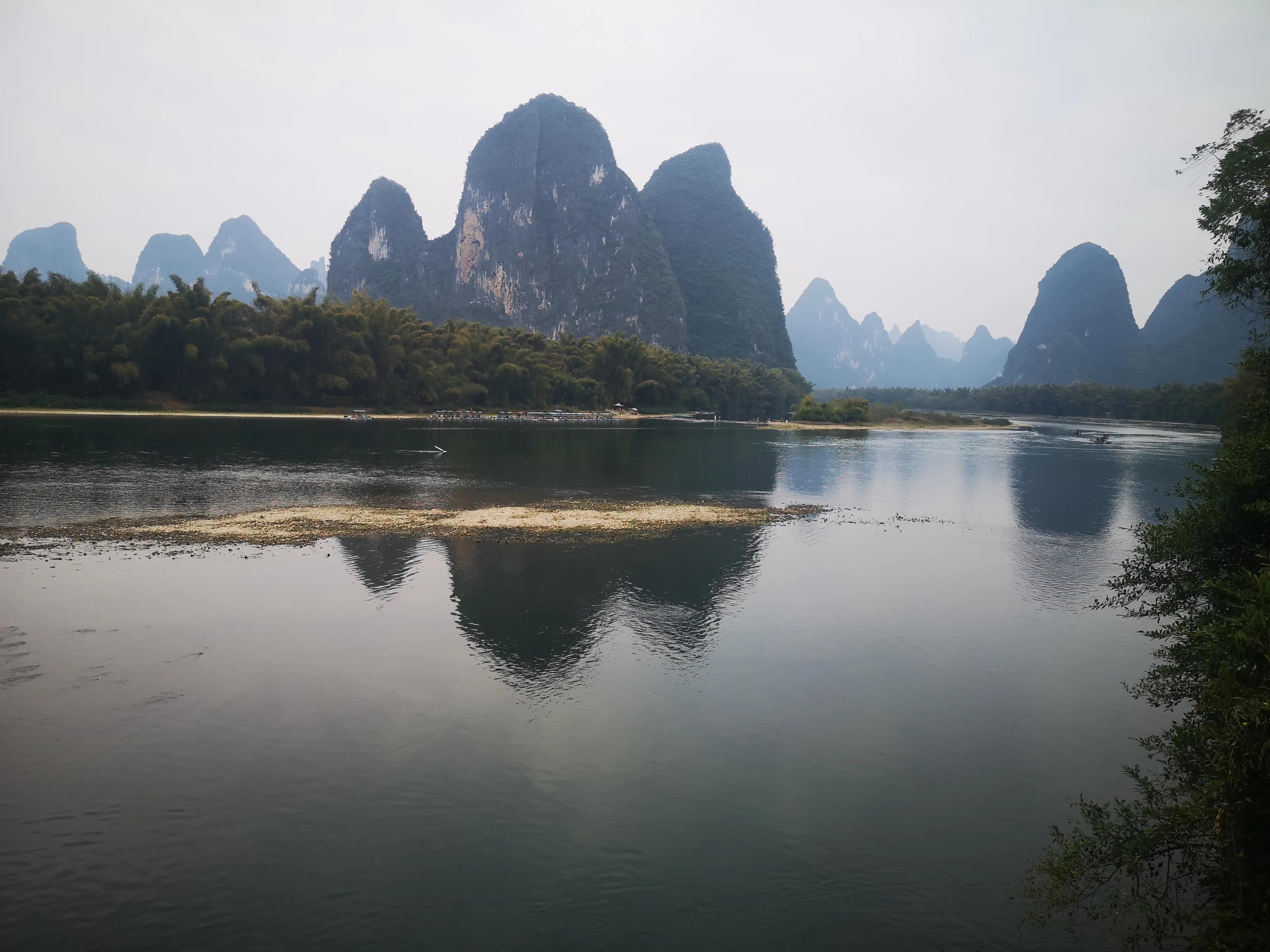 怎么用太阳能板给原车充电,太阳能板怎么给电动汽车充电