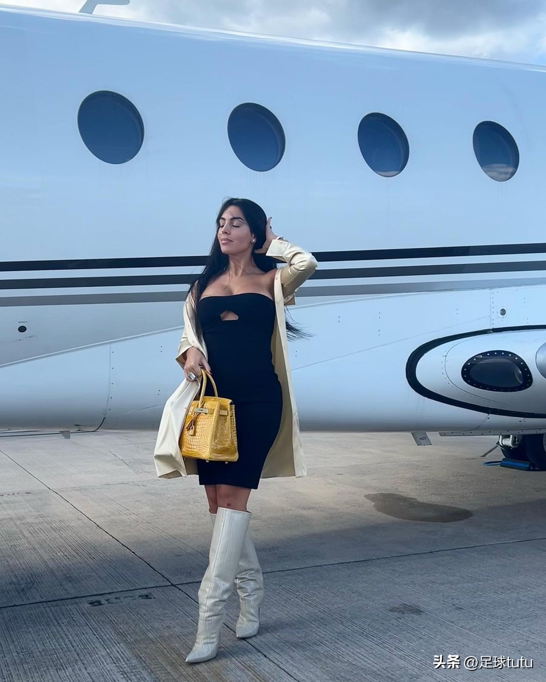 小学生才做选择下一句,小孩才做选择成年人全都要