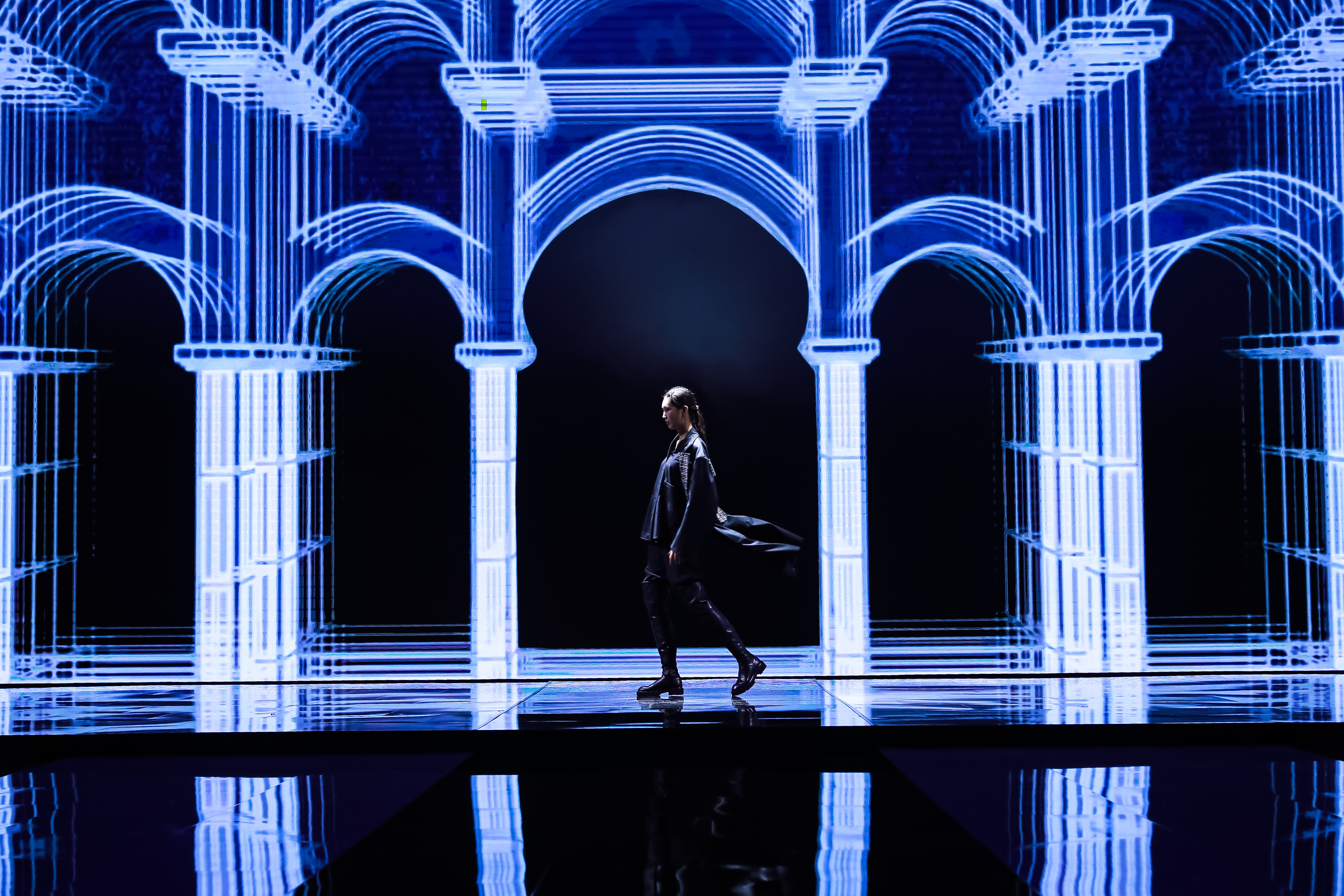 杨子YUDUFASHIONSHOW2022