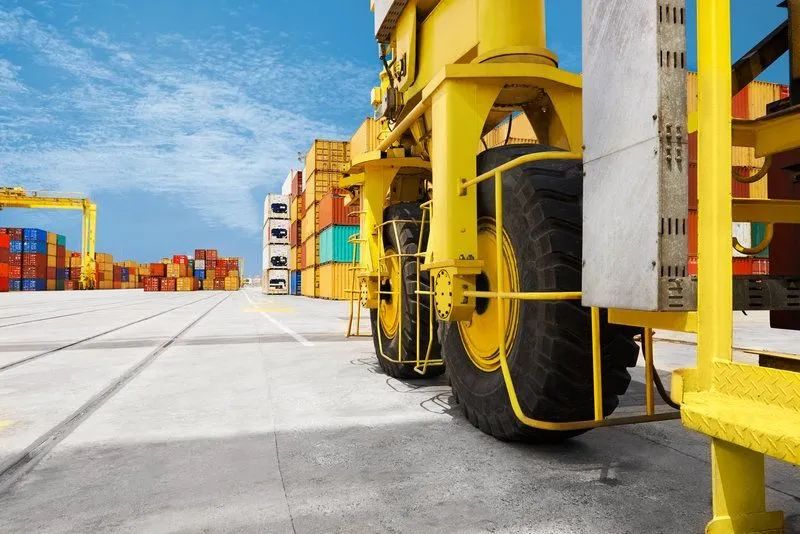 欧盟对中国进口汽车启动双反调查,欧盟对卡客车轮胎启动反补贴调查