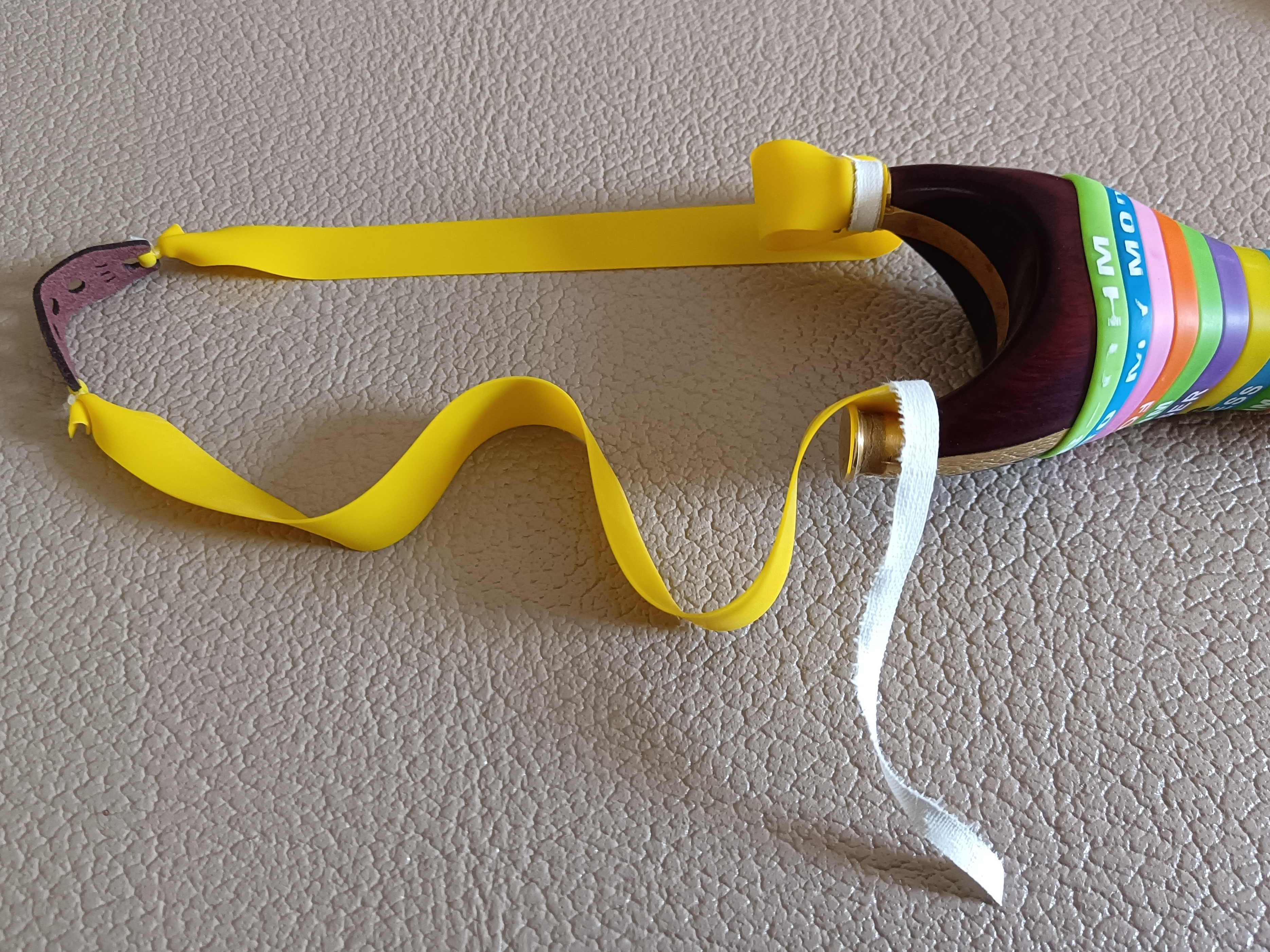 弹弓绑皮筋方头好还是圆头好,圆头快压弹弓伤皮筋怎么处理