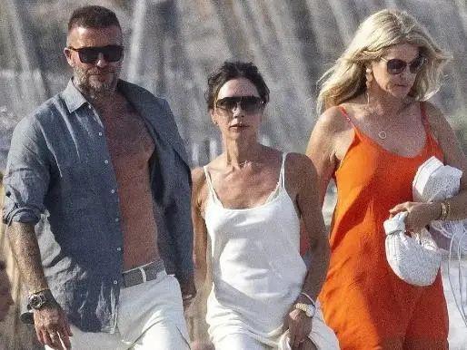 贝克汉姆贝嫂单手抱小七,47岁的贝克汉姆