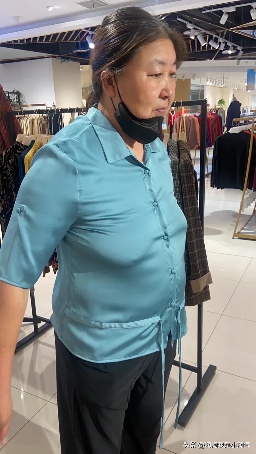你会给你婆婆洗衣服吗,你们会给婆婆买衣服吗