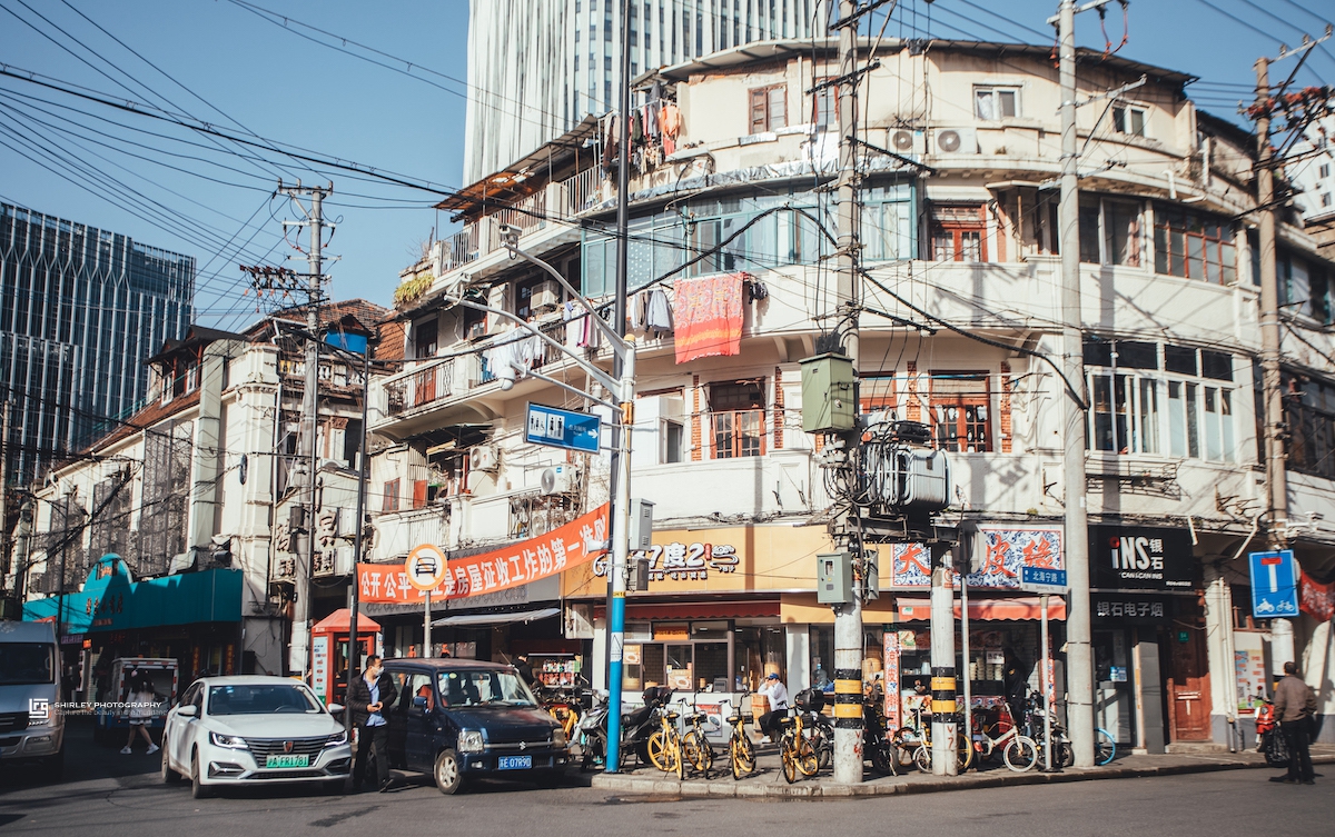 曾经的上海第一美食街，如今萧条冷清餐厅相继关门，旧改启动在即