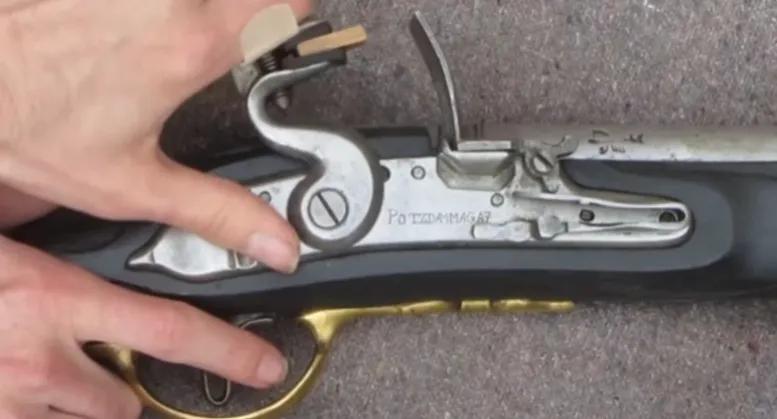 世界现代轻兵器鉴赏,世界轻兵器大全