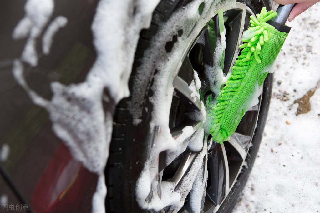 自己洗车需要哪些工具和注意事项,推荐的洗车必备东西