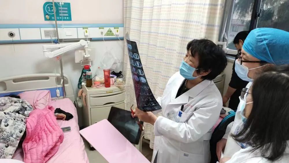 丁瑛国医大师,丁樱医生个人简介