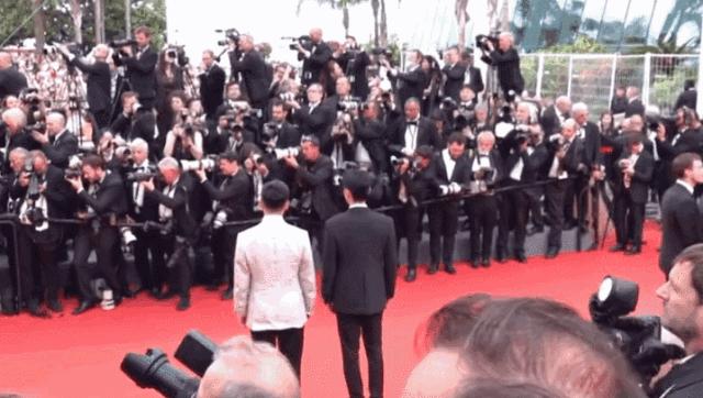 戛纳电影节红毯外国奇葩,戛纳红毯明星出丑有多尴尬