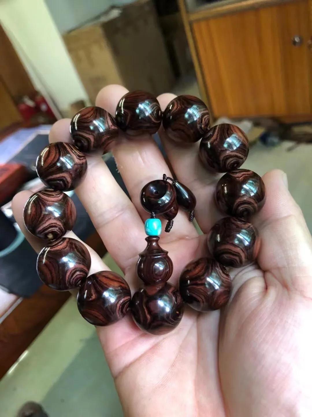 海南黄花梨紫油梨怎么鉴别真伪,海南黄花梨紫油梨怎么鉴别