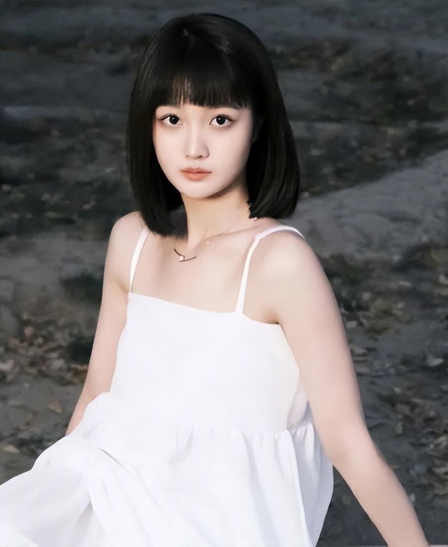 结婚8年生两子却未办婚礼，起底张嘉倪与买超的“婚变始末”