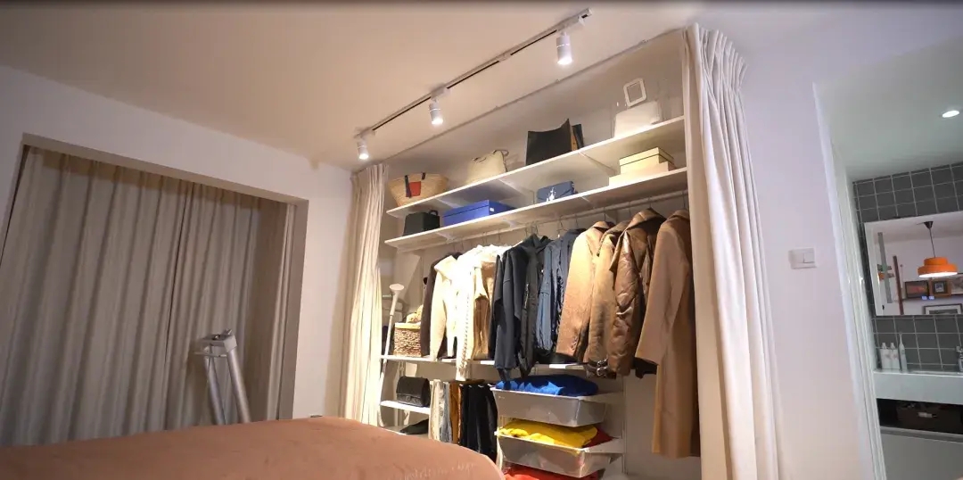 为什么越来越多人喜欢定制家具,去衣柜化的卧室越来越流行