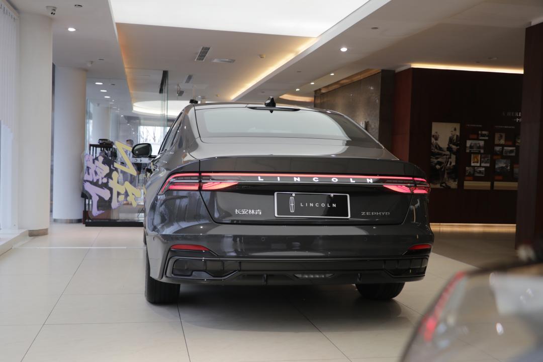 全新林肯z外观,林肯冒险家2023款尊享版鱼子酱灰