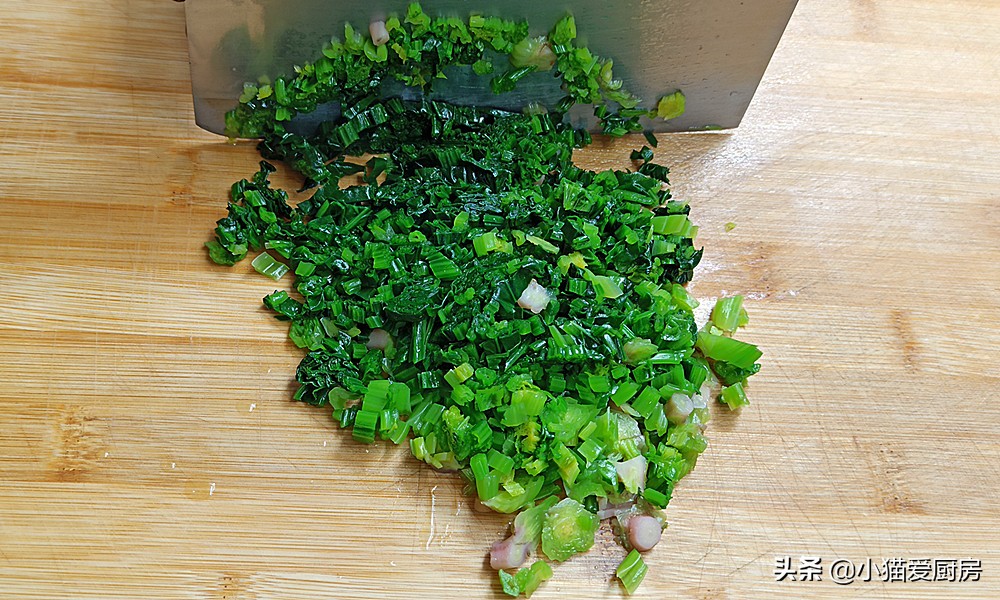 虾仁和菠菜怎么炒好吃又营养,虾仁鸡蛋炒菠菜怎么炒好吃