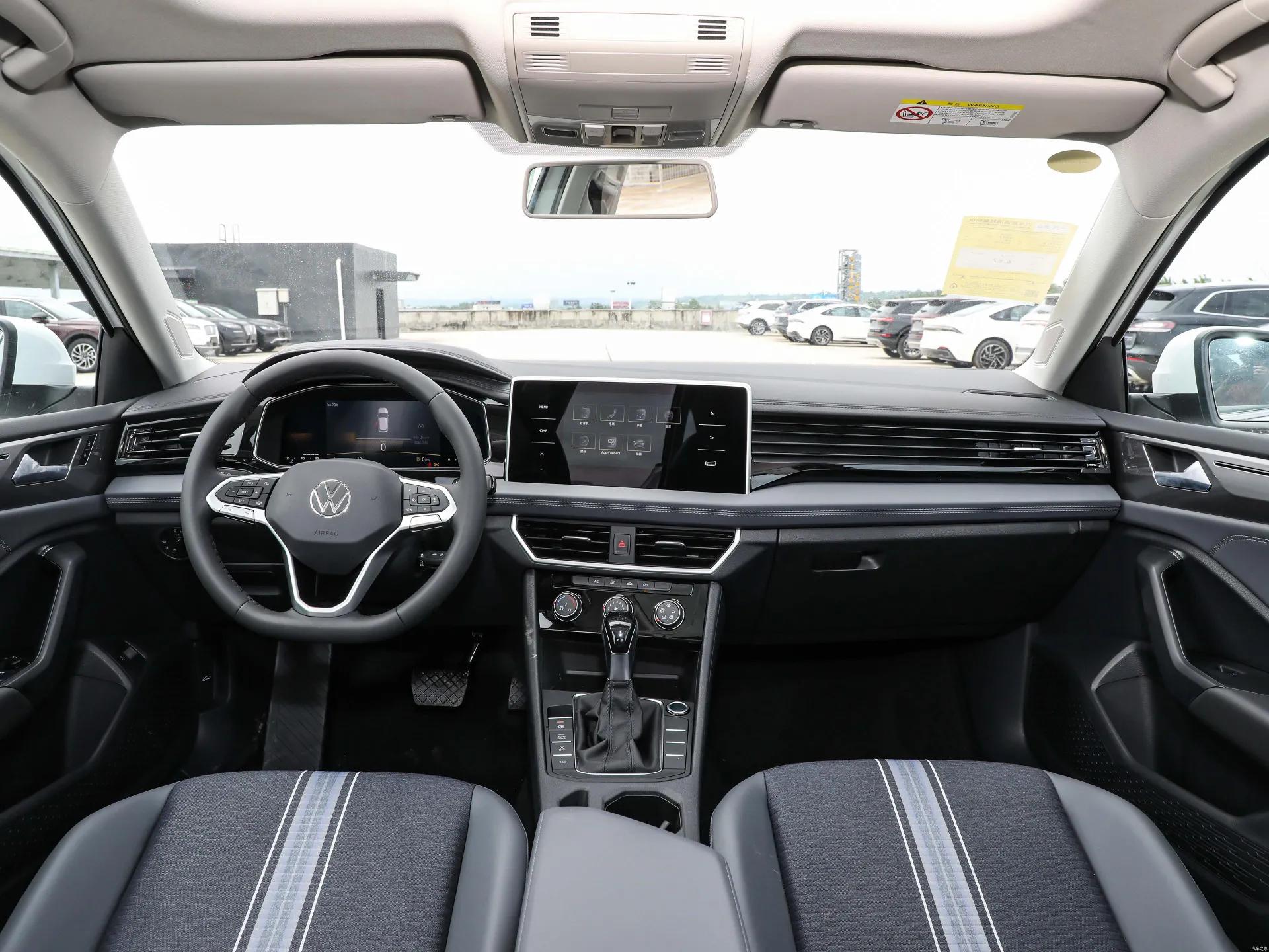 速腾2023款200tsl飞越版,速腾2023款200TSI飞越版