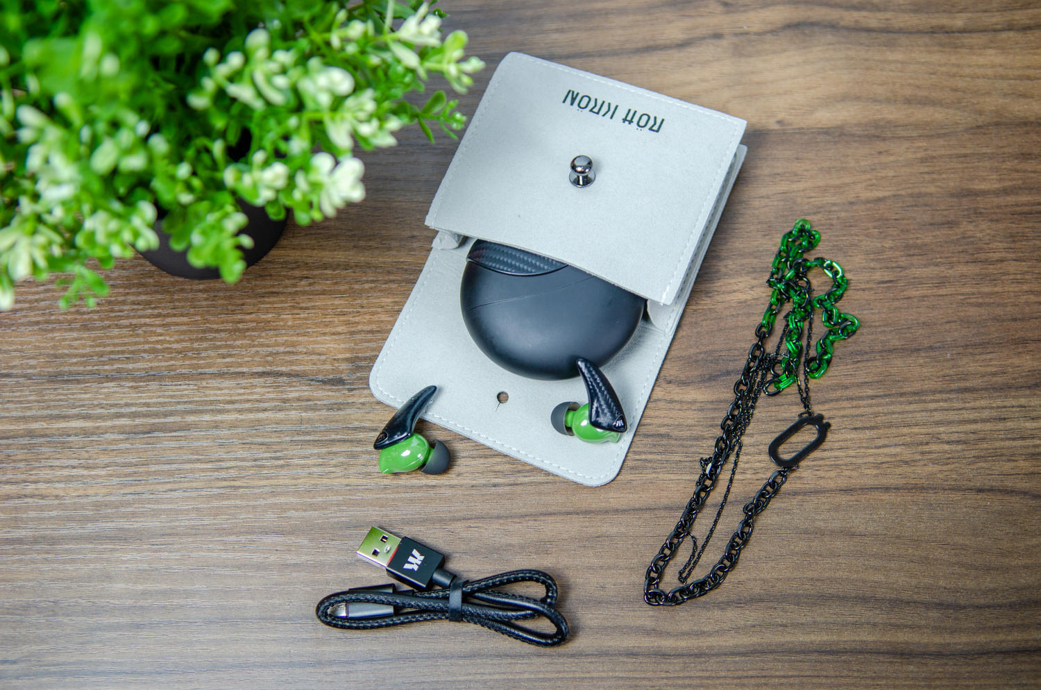 就是不一样外国版,rottkron乐旷陶瓷耳机