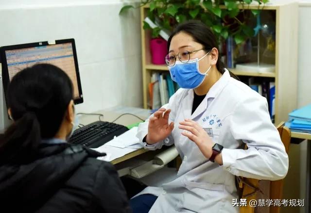 医生专业就业分析,高考选择医学专业有什么建议