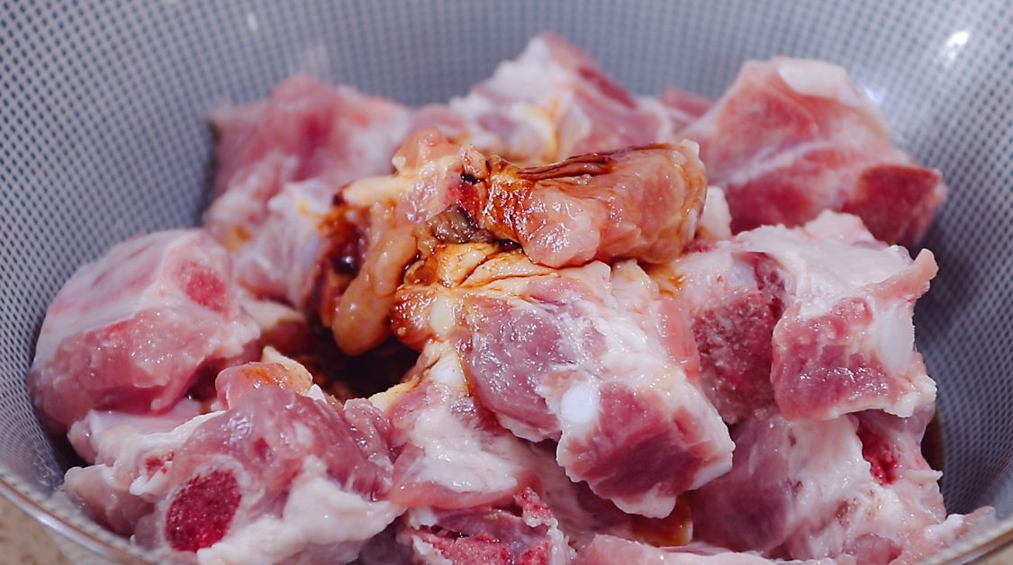 天气太冷了不想做饭,冷菜版糖醋排骨应该不需要加热吧