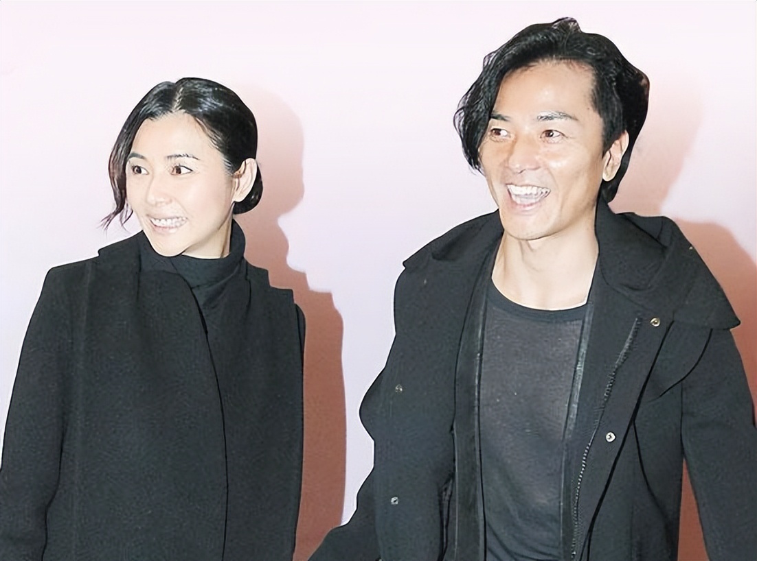 五位留长发的男明星最后一位最帅,七位又酷又帅的男明星