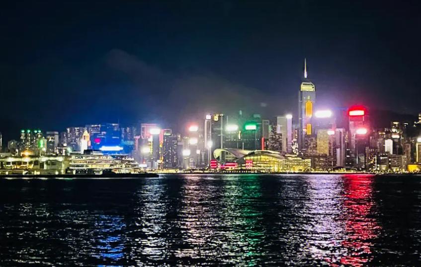 棣欐腐浜虹殑鑹伴毦宀佹湀,棣欐腐浜虹殑杈涢吀鐢熸椿