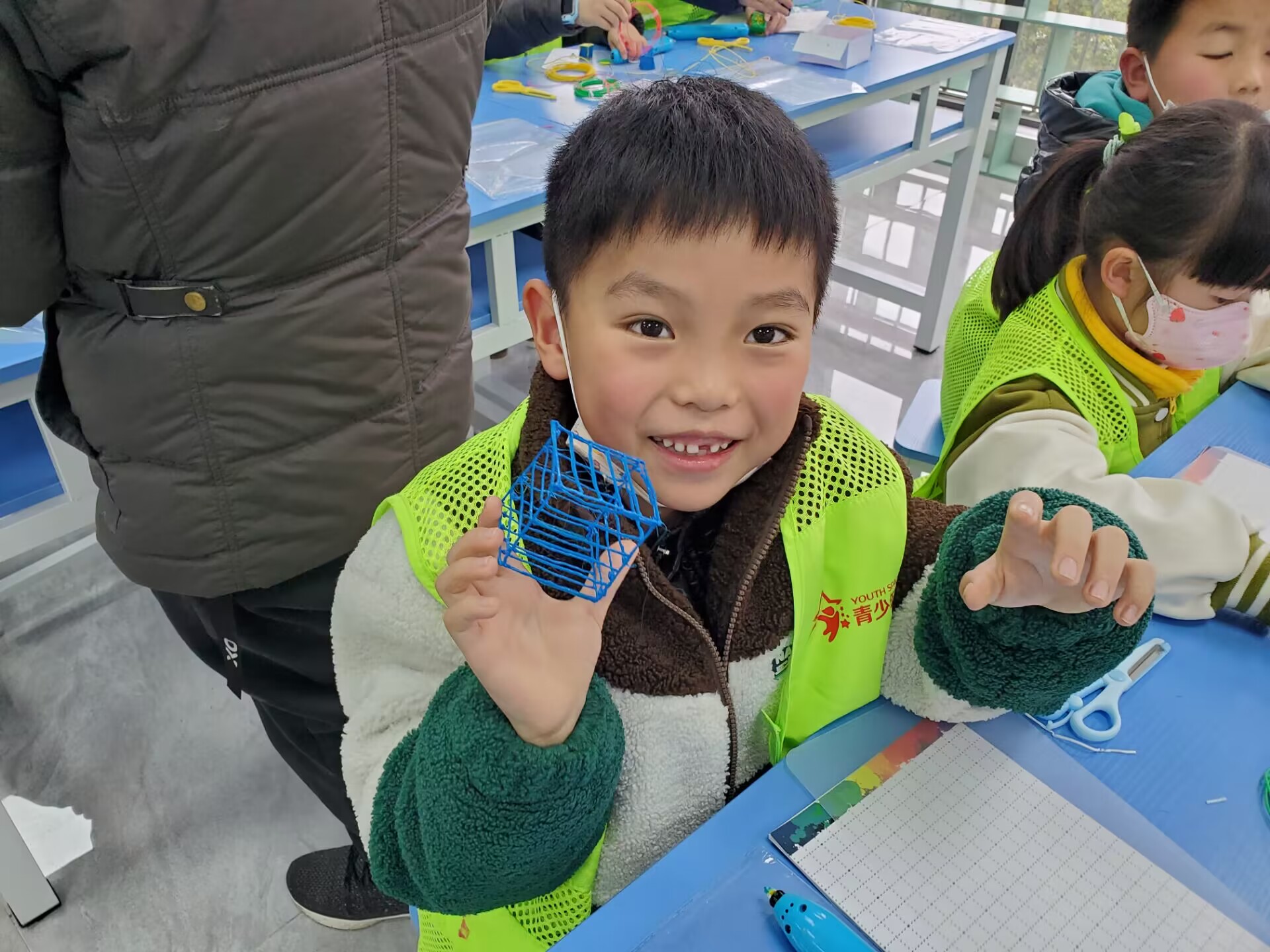 创意3d打印笔绘画作品,3d打印笔小学美术