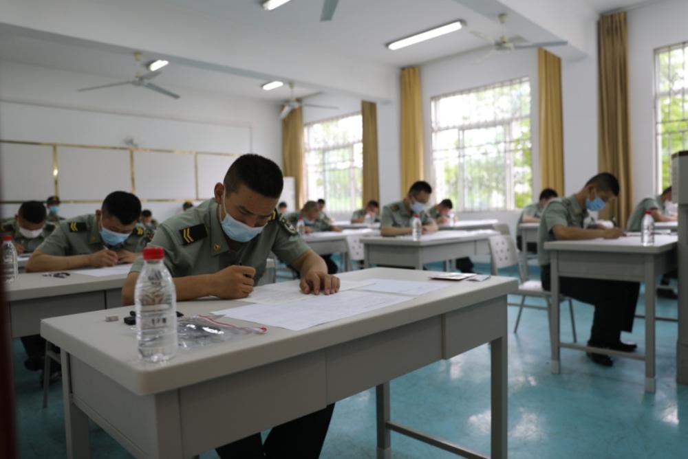 「上海军考辅导」当兵考军校可以考国防科技大学吗？