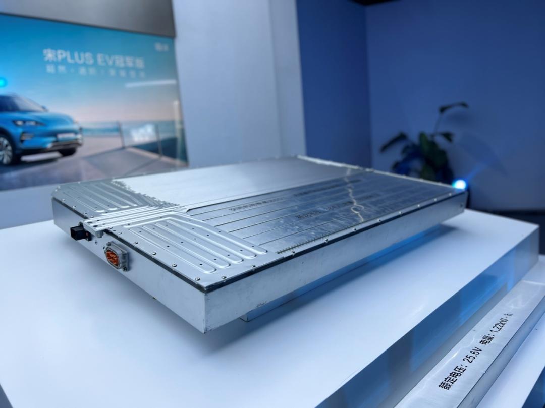 比亚迪宋plus冠军版2023新款配置,16.98万起比亚迪宋plus冠军版预售