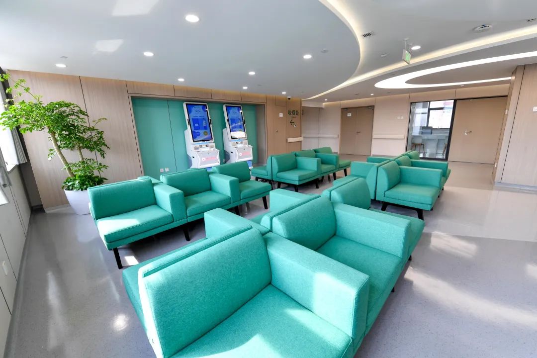 北医三院健康医学中心在哪,北医三院健康医学楼