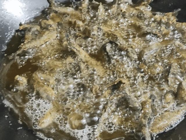 舌尖上的美食中的跳跳鱼做法,莆田跳跳鱼怎么煎好吃