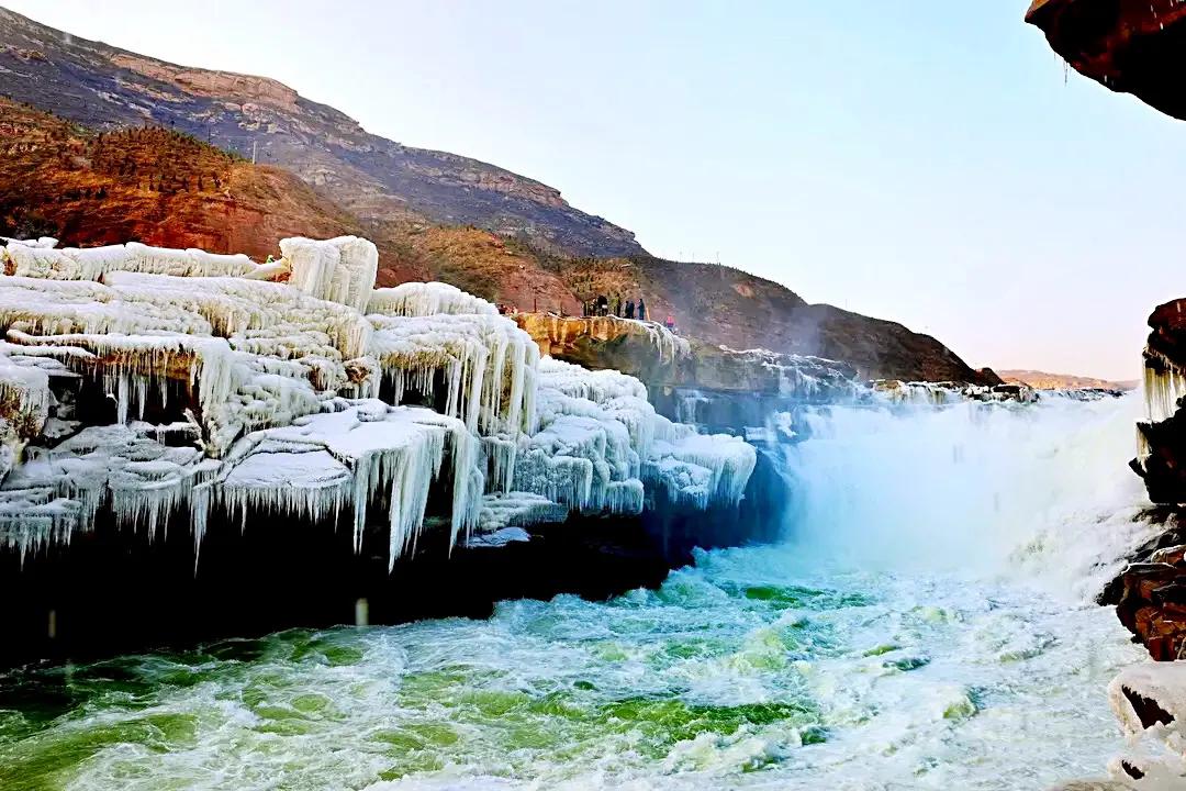 观壶口瀑布诗词,七绝观壶口瀑布古诗