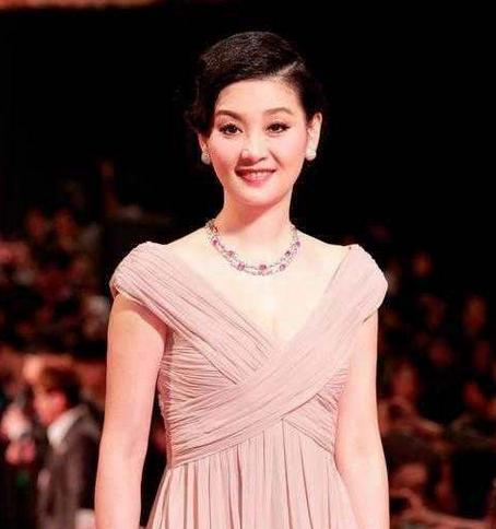 金鸡奖35届刘德华颁奖完整视频,金鸡奖第2023届颁奖刘德华