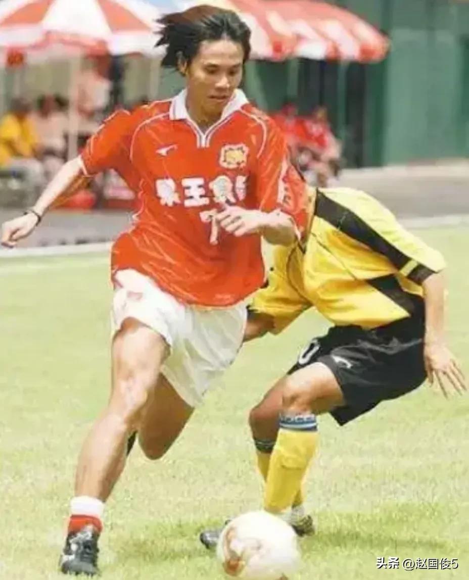 中国足球运动员为什么叫快马,中国足球史上最有名的快马