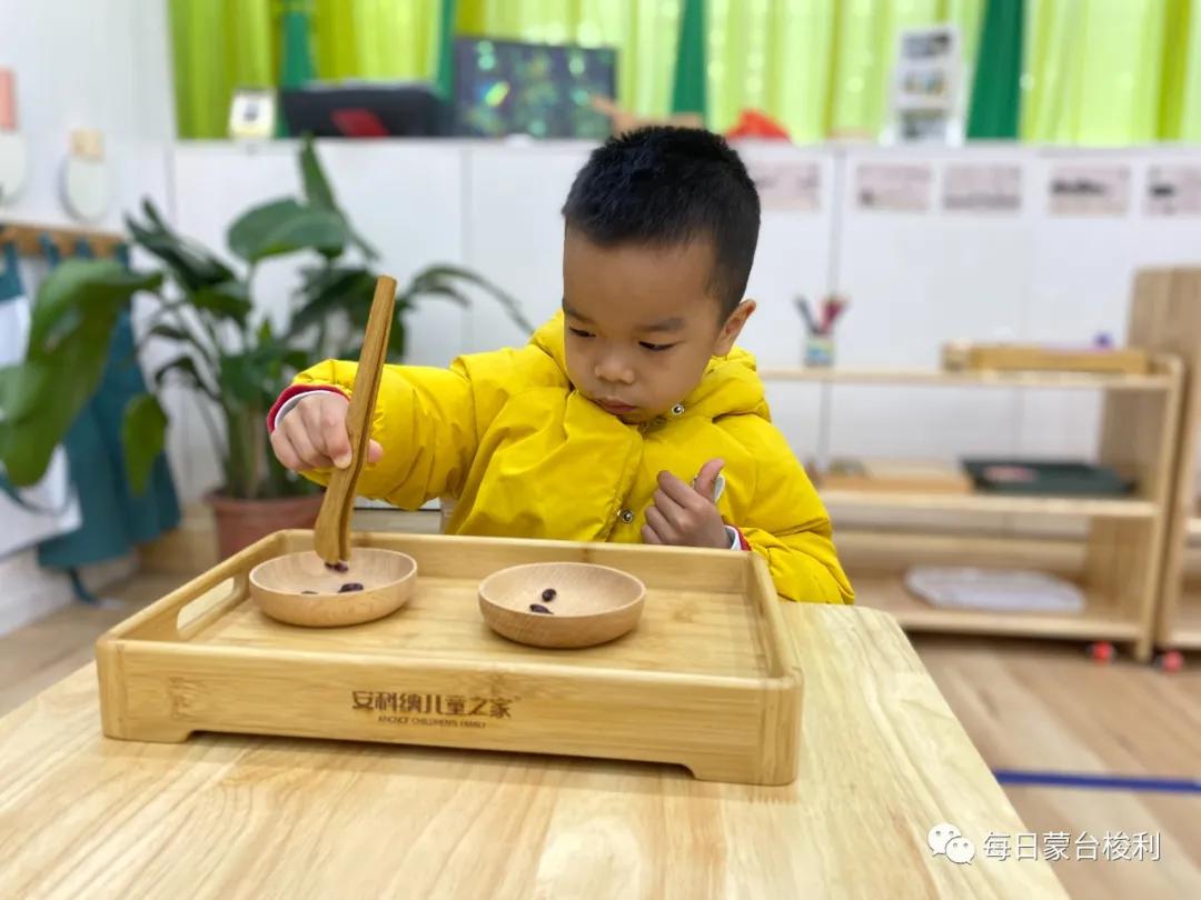 不会沟通的父母怎么教育孩子,不会说话的父母教育孩子的话