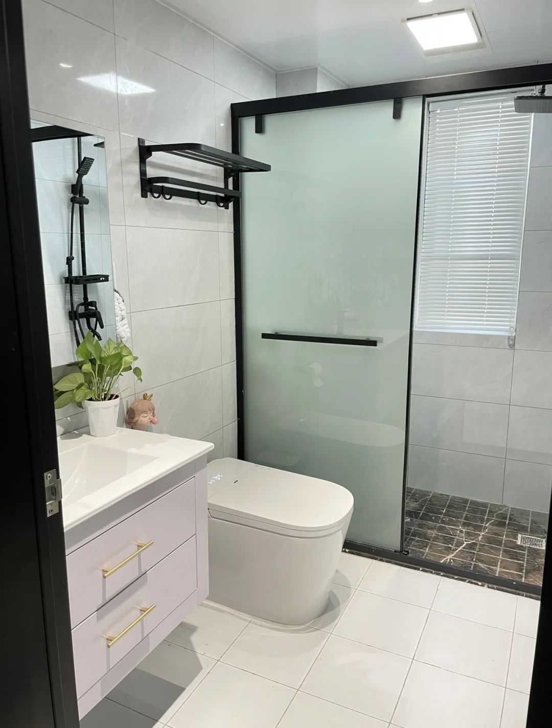 武汉夫妇晒出自家新房内部照走红：不豪华，却是很多家庭的榜样