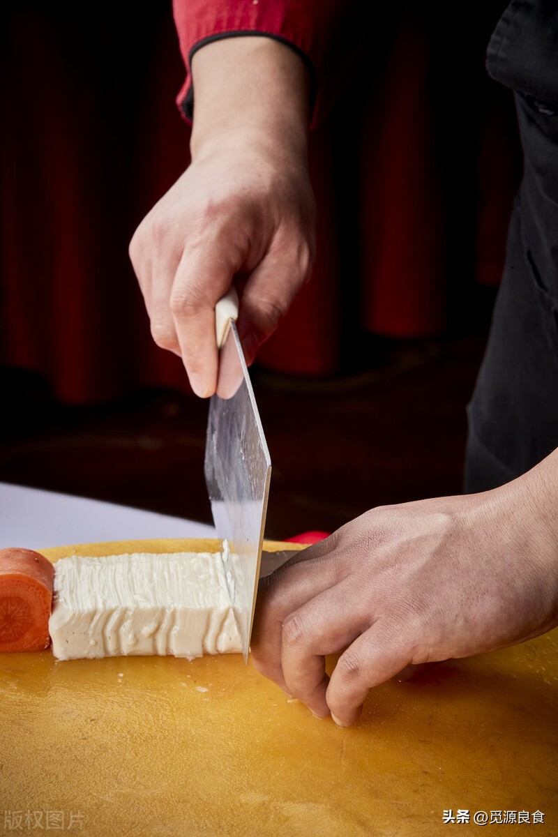 煎豆腐怎么煎不粘锅,煎豆腐怎么煎才能不粘锅