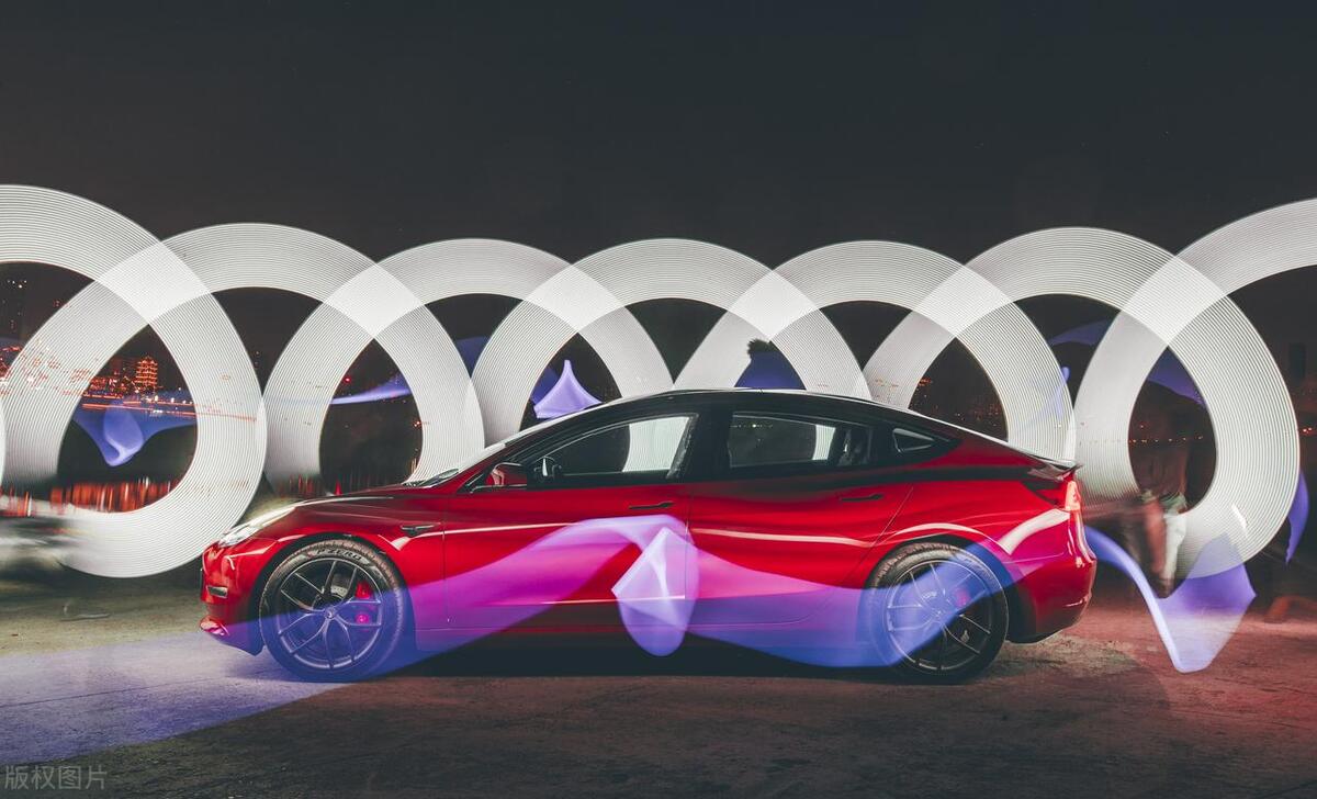 创业奇才马斯克,马斯克创业第一个公司