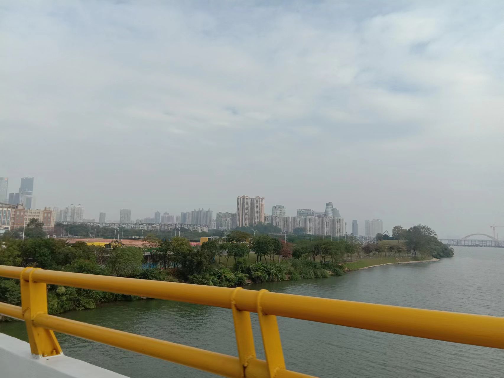 她们的长发及腰（小说）第3节