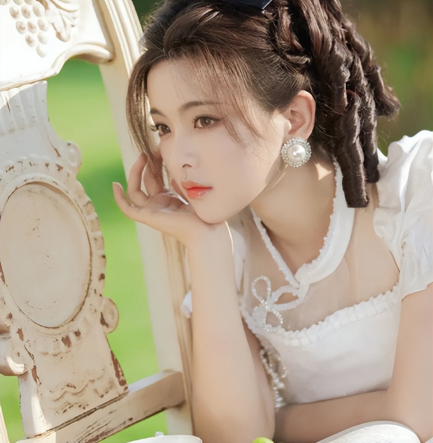 雌竞、厌女，打着“女汉子”旗号装洒脱，奉劝这些女明星别太离谱